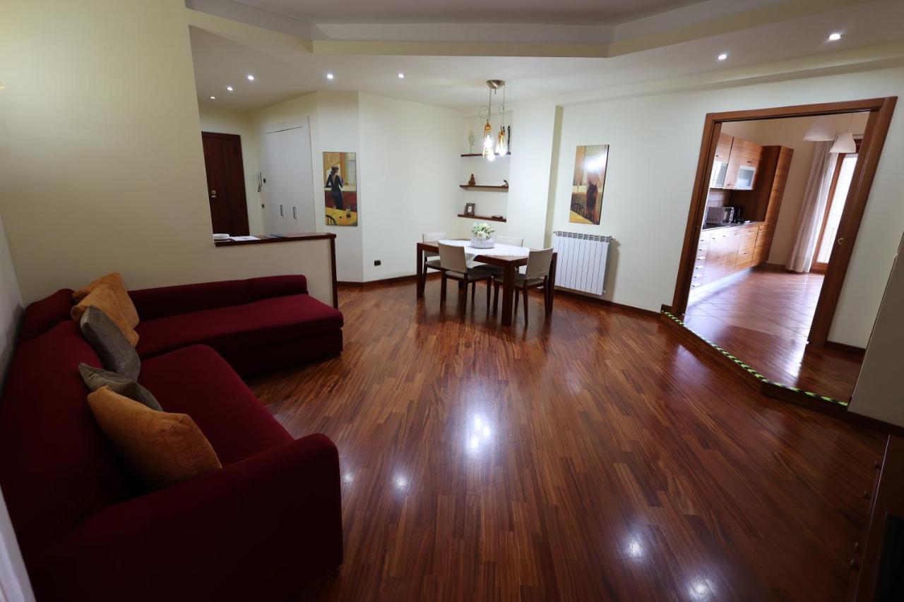 Casa Diocleziano Daire Napoli Dış mekan fotoğraf